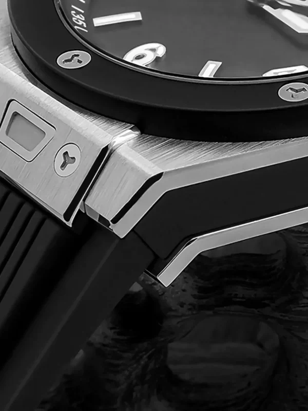 Japan NH35 Automatic Movement Watch Waterproof 100M Sapphire Crystal