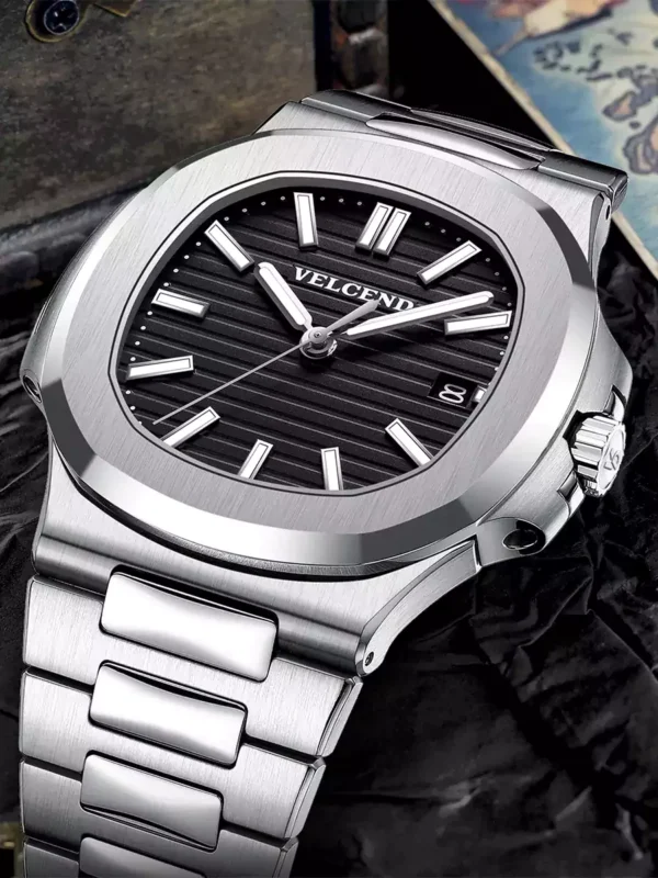 Japan 9015 Automatic Movement Anti-Scratch Watch Waterproof 100M Sapphire Crystal