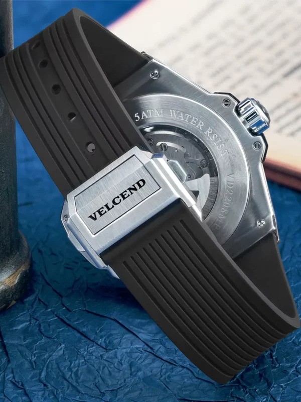Japan NH35 Automatic Movement Watch Waterproof 100M Sapphire Crystal